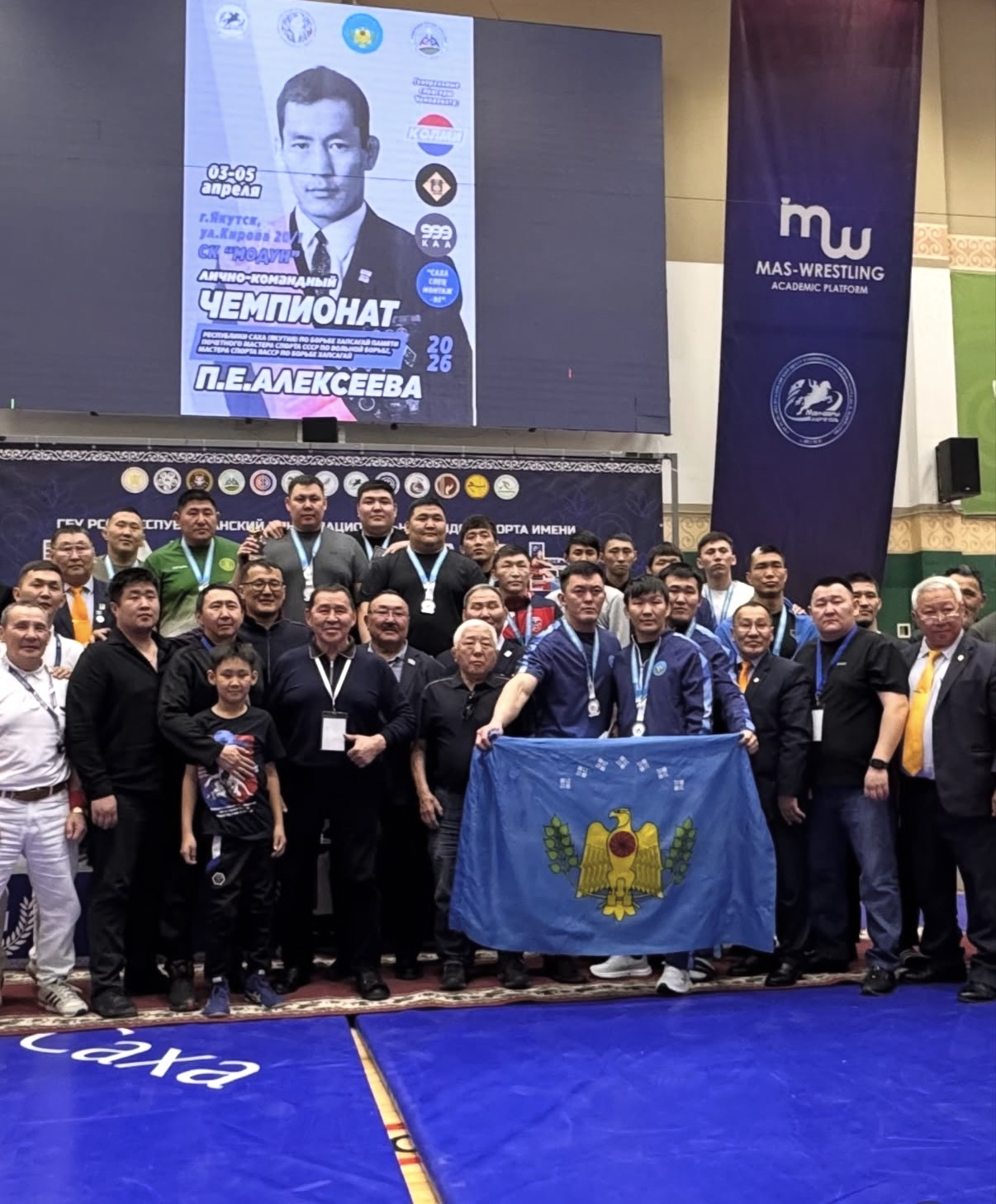 Чемпионат Якутии по хапсагай собрал более 200 сильнейших борцов республики